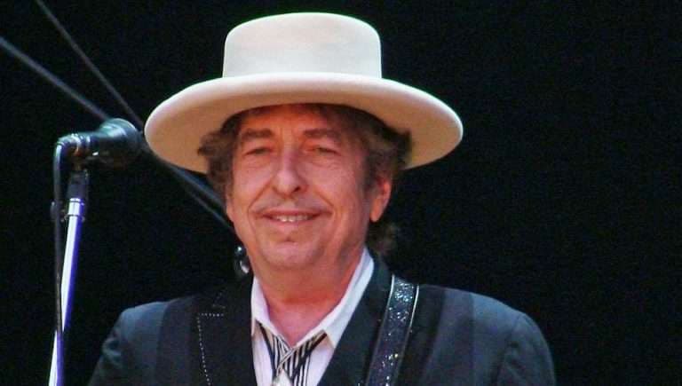 Bob Dylan në shtatë dekada ka nga një album në Top 40