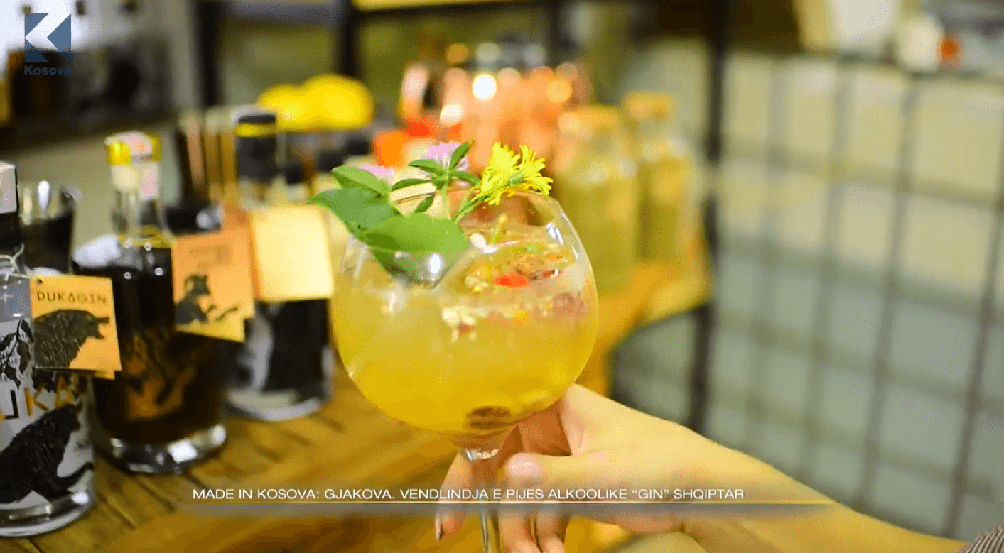 Gjakova, vendlindja e pijes alkoolike "Gin" shqiptar (VIDEO)