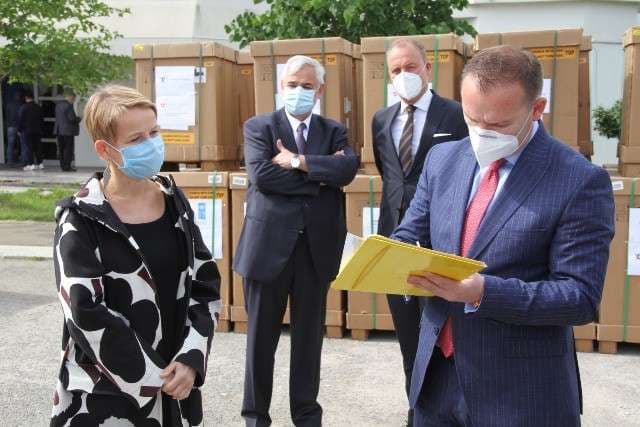 Covid-19, 20 ventilatorë mobilë donacion për QKUK-në