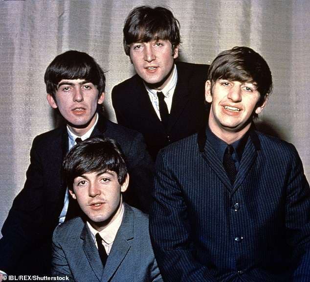 Ringo Starr dhe Paul McCartney bashkohen në koncert për ditëlindjen e tij