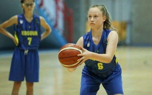 Basketbollistja kosovare karrierën do ta vazhdojë në SHBA