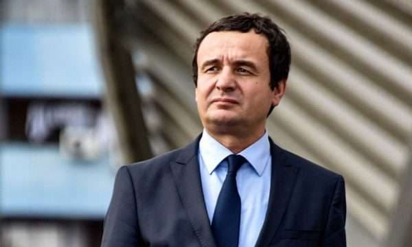 Albin Kurti vaksinohet sot kundër COVID-19