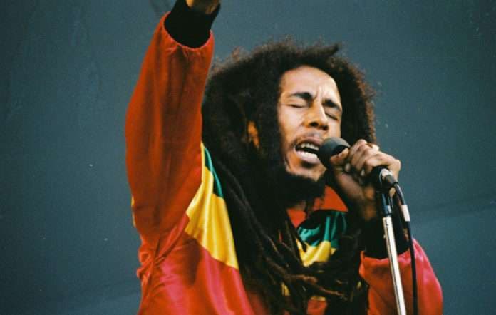 Familja e Bob Marley-t sjell “One Love” për bëmirësi