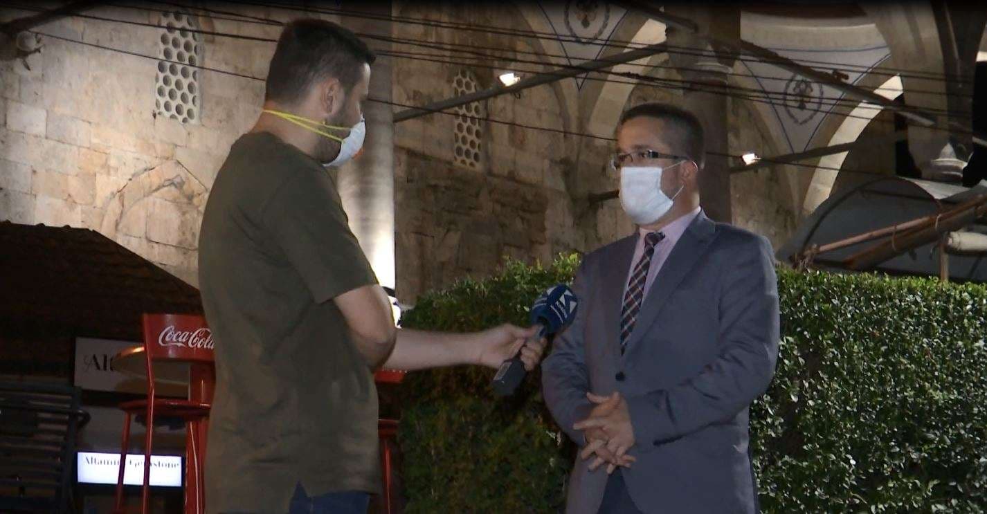 Prizreni gati për festën e Bajramit, pa falje në xhami dhe pa vizita (VIDEO)