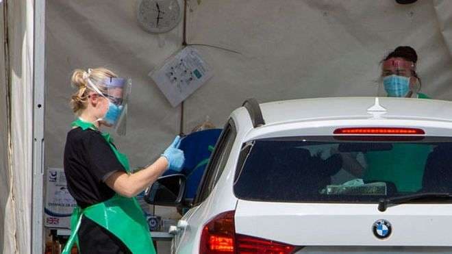 Britani e Madhe: Afër 80 përqind e atyre që dalin pozitiv s’kanë fare simptoma