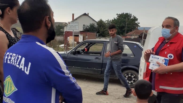 Komuna e Obiliqit shpërndanë afro 2000 maska për qytetarët e saj