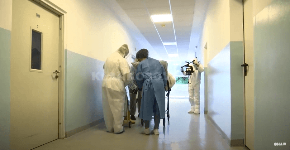 Një viktimë dhe 483 raste të reja me COVID-19