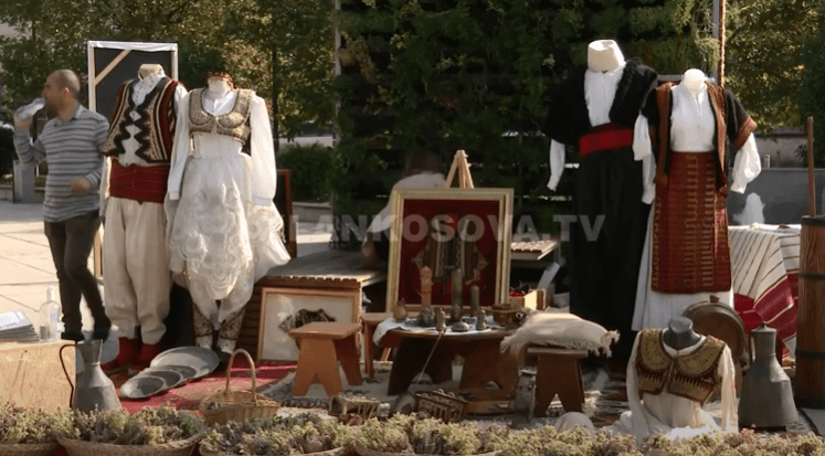 Tirana vjen në Prishtinë si muze (VIDEO)