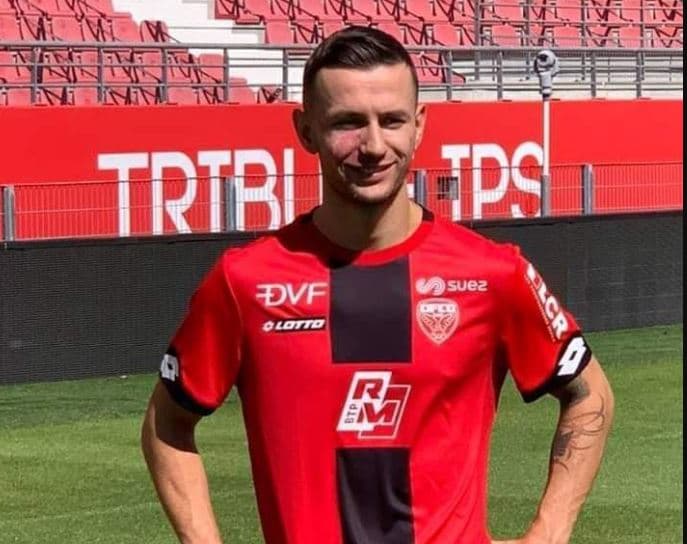 ZYRTARE: Besart Celina transferohet në Dijon të Francës