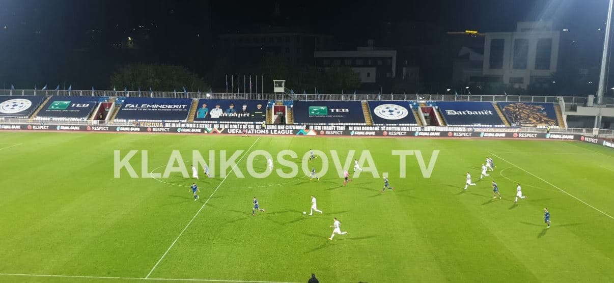 Përfundon pjesa e parë ndeshjes, prin Sllovenia me një gol