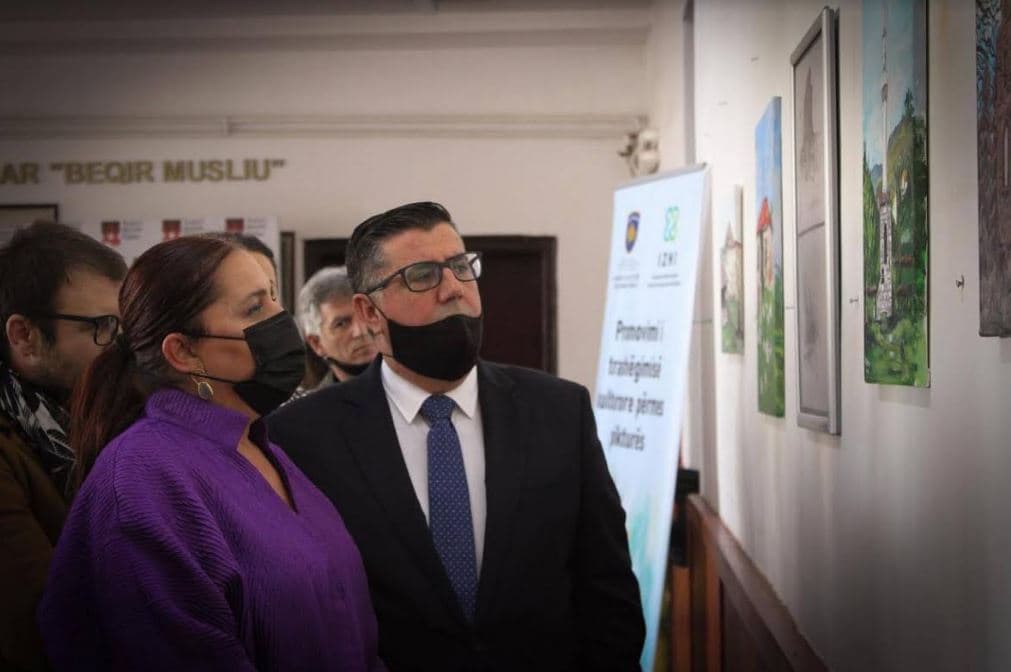 Dumoshi ia dorëzon Hazirit vendimin për vendosjen e “Flakës së Janarit” në trashëgiminë shpirtërore