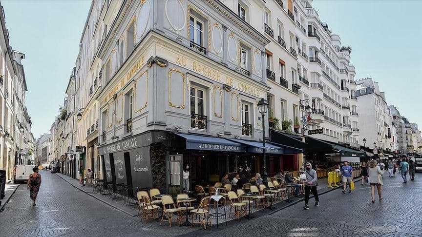 Masat e reja kundër COVID-19, mbyllen baret dhe restorantet në Paris
