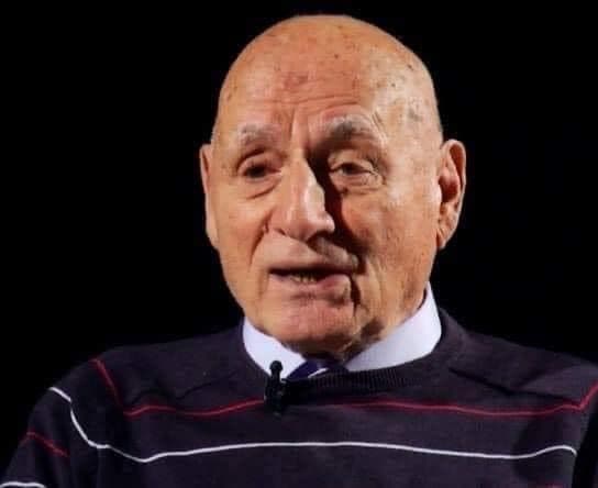 Vdes këngëtari i muzikës popullore, Ismet Peja
