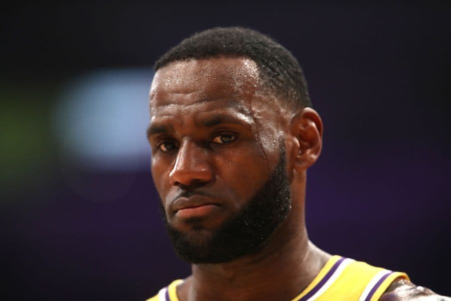 LeBron James kërkon të gjendet vrasësi i motrës së shokut