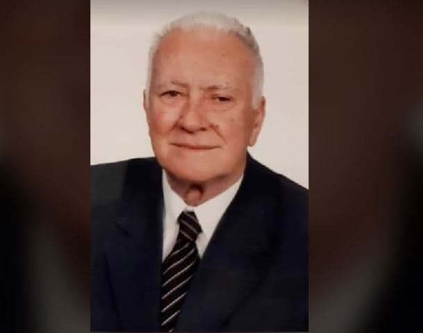 Vdes muzikanti i njohur Asllan Kryeziu