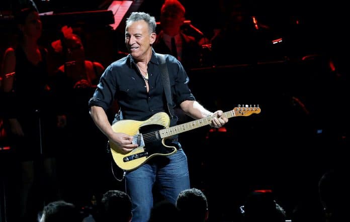 Springsteen i pari me albume në top pesëshe në gjashtë dekada
