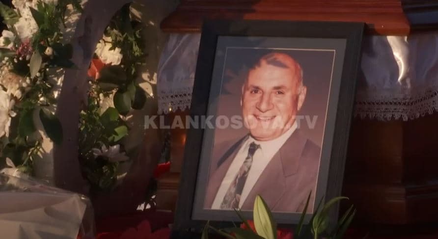 Shuhet këngëtari Ismet Peja (VIDEO)
