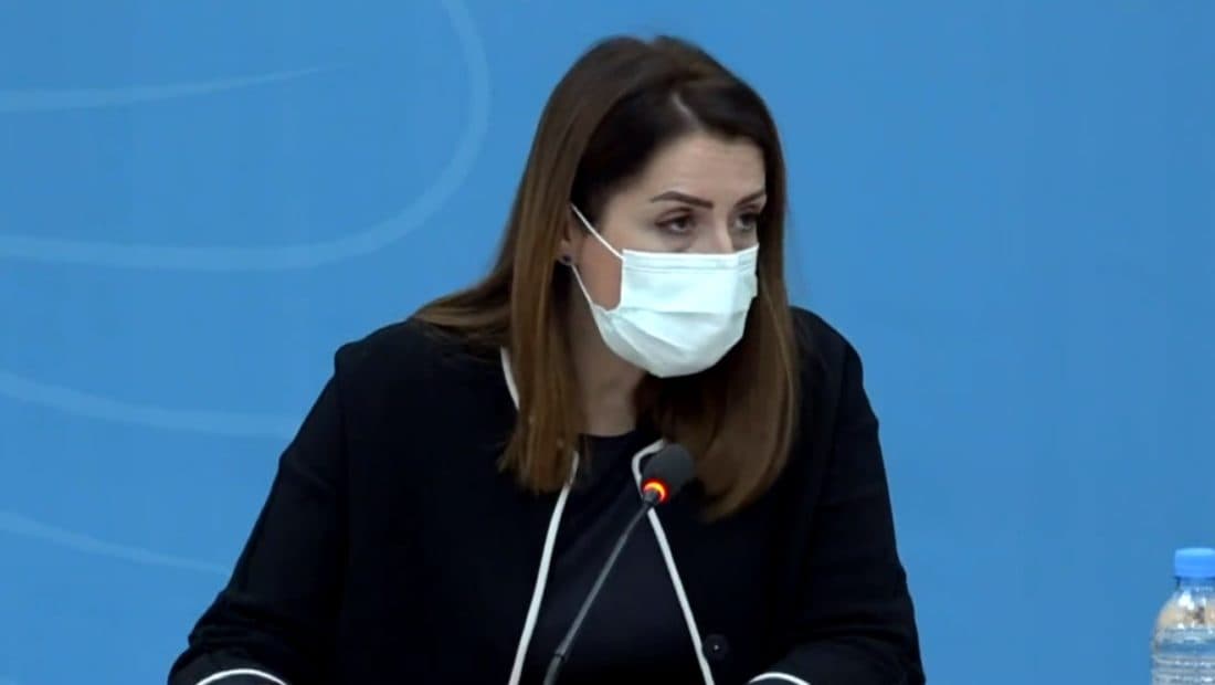 Zjarri në spitalin COVID në Tiranë, Manastirliu: Të gjithë pacientët janë mirë, po hetohen pistat