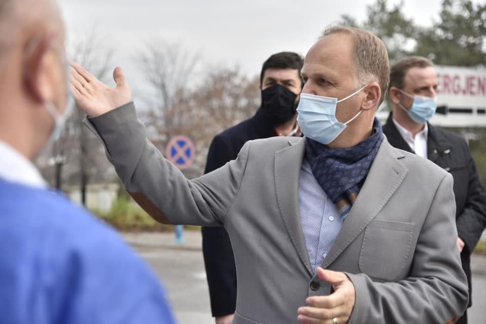 Valbon Krasniqi: Shumë shpejt Spitalet e Kosovës do të pajisen me rezervuarë oksigjeni