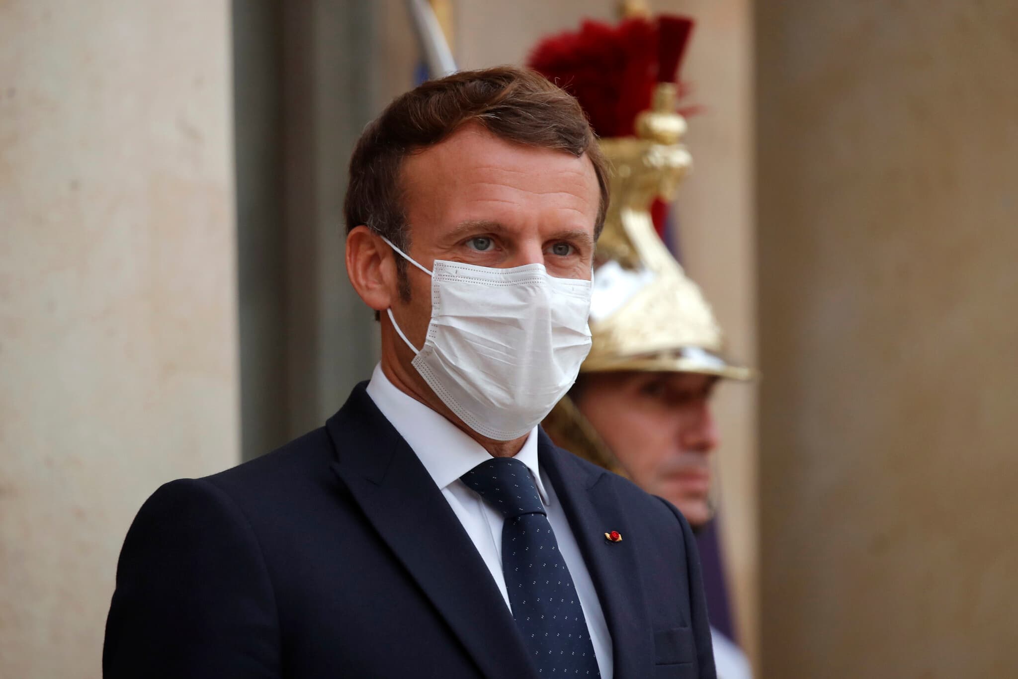 Macron në gjendje stabile pas infektimit me COVID-19