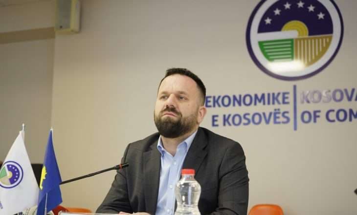 Ish-kryetari i OEK-ut e quan 'pako paniku' pakon për përballjen me inflacion