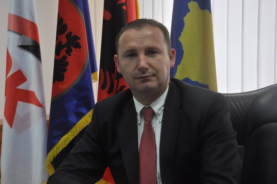 Zemaj: Menaxhimi i pandemisë nuk mund të ketë sukses nga kolltukët e as parqet publike