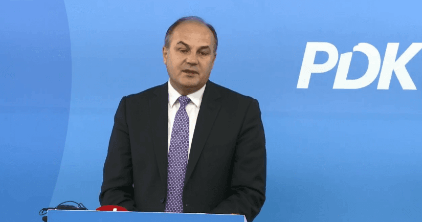 Hoxhaj falendëron deputetët shqiptarë për miratimin e Rezolutës kundër pretendimeve të Martyt