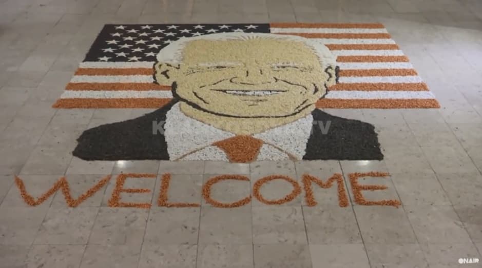 Portreti i Biden i realizuar nga gjakovari "pushton" botën (VIDEO)