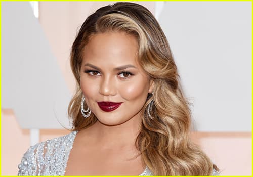 Chrissy Teigen i thotë ‘lamtumirë’ Twitter-it