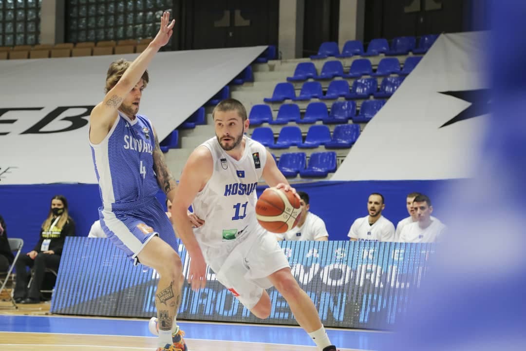 Kosova pëson humbje nga Sllovakia në basketboll 73:77