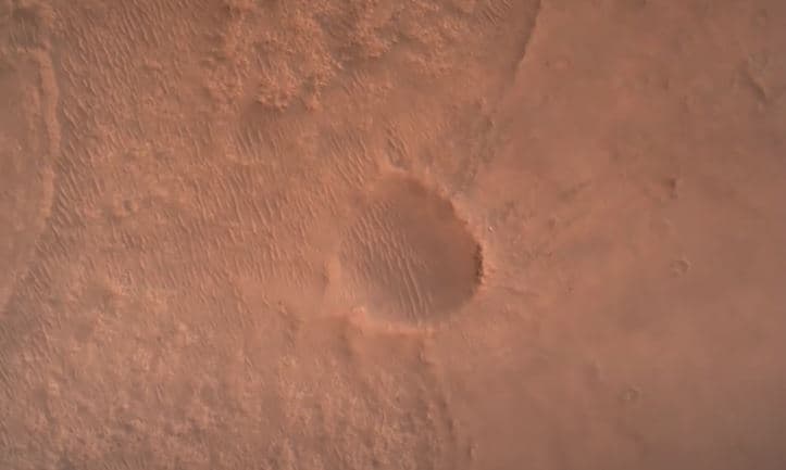 Momenti kur fluturakja ulet në Mars