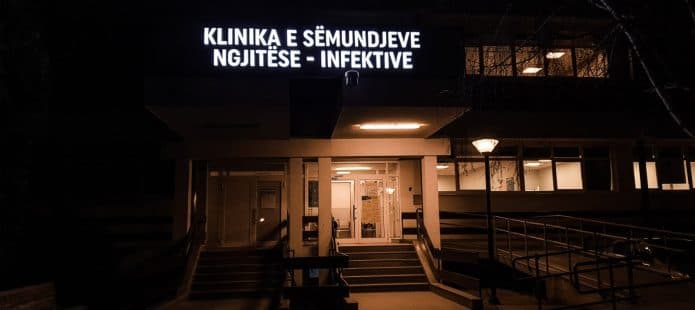 Mbi një mijë të vdekur me COVID-19 në Kosovë