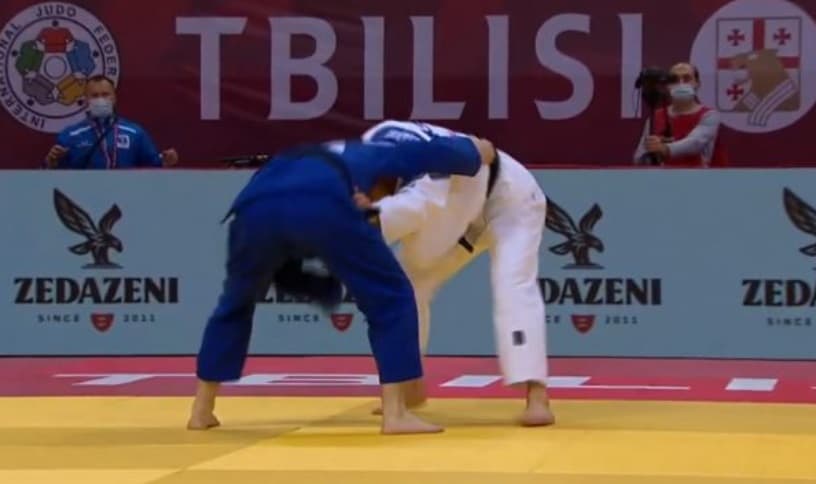 Akil Gjakova kualifikohet në çerekfinale
