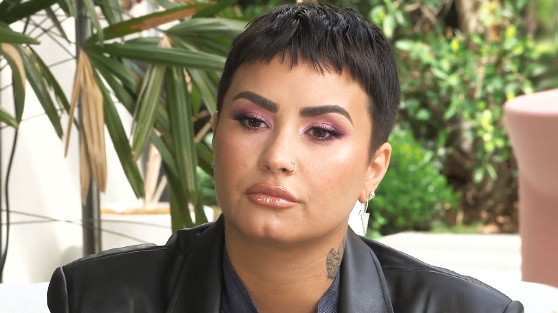 Demi Lovato dëshiron të adoptojë fëmijë pasi mendon se nuk do të mbetet shtatzënë