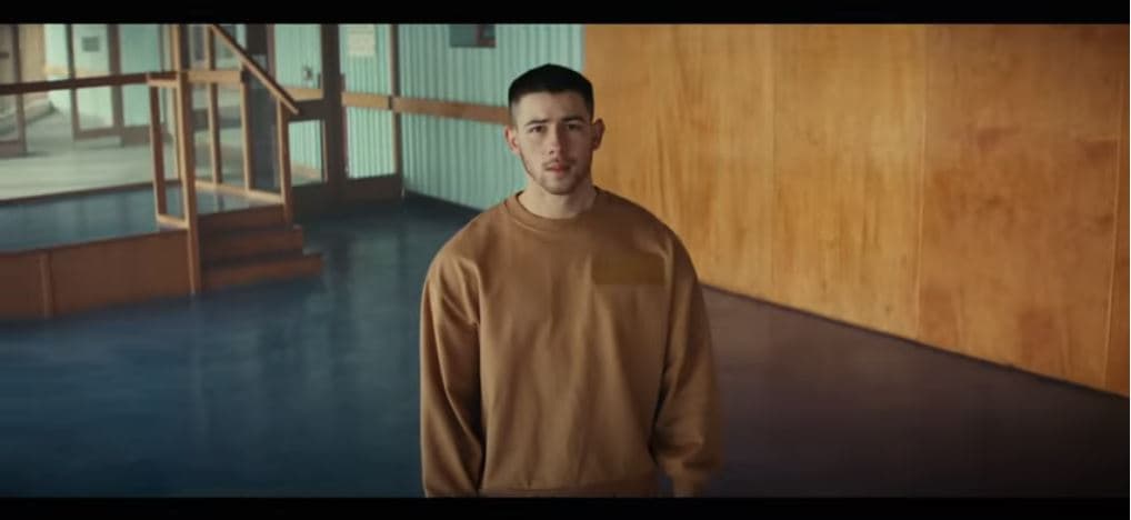 Nick Jonas publikon videoklip të ri (VIDEO)