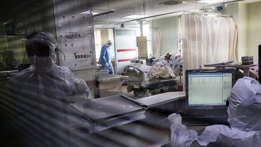 Turqia raporton mbi 29 mijë raste të reja me COVID-19