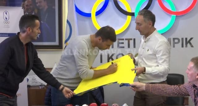 Cana e viziton KOK-un (VIDEO)