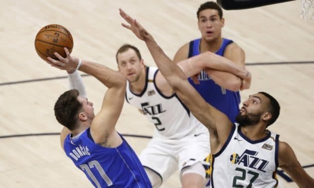 Luka Donçiq sfidon skuadrën më të mirë në NBA