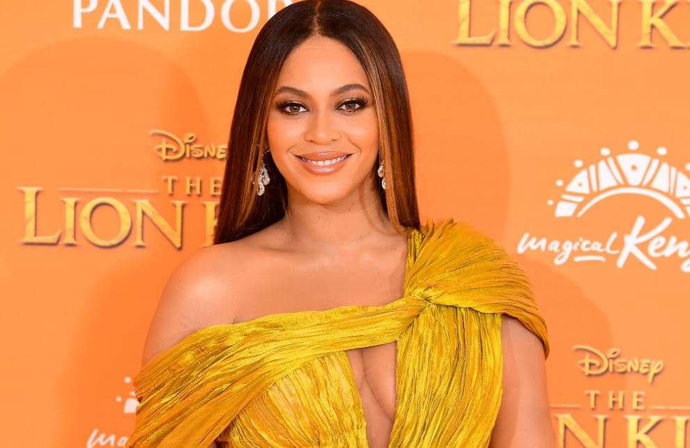 Beyonce feston pesëvjetorin e albumit "Lemonade", falënderon bashkëpunëtorët