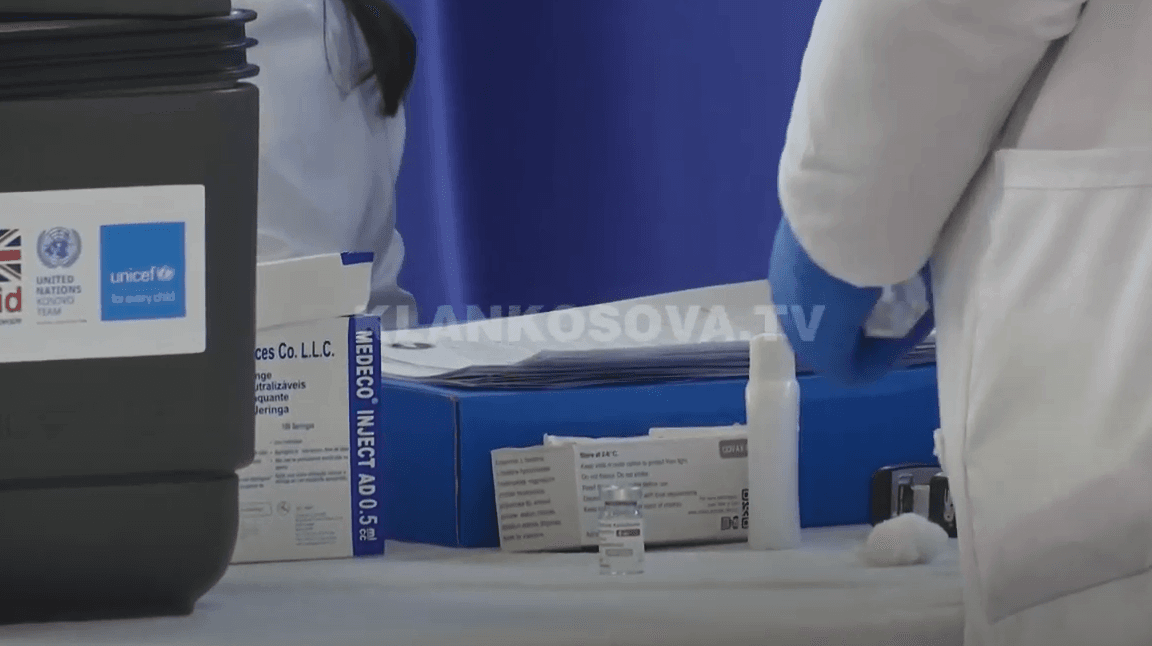 Si do të vaksinohen të sëmuarit kronikë? (VIDEO)