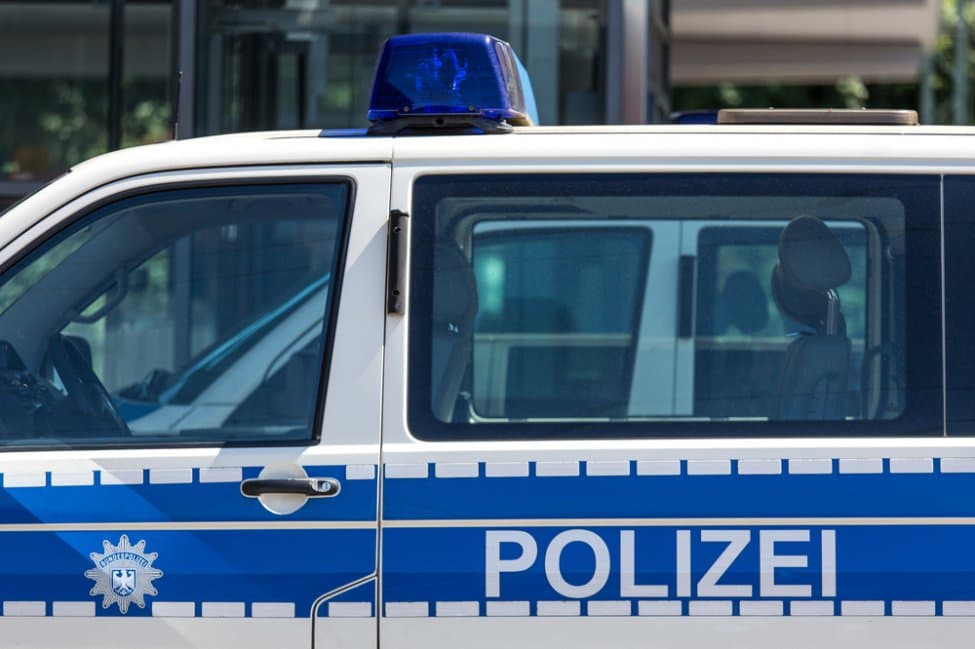 Raporton në polici se gjeti një granatë, skuadra zbulon se ishte lodër seksi prej gome