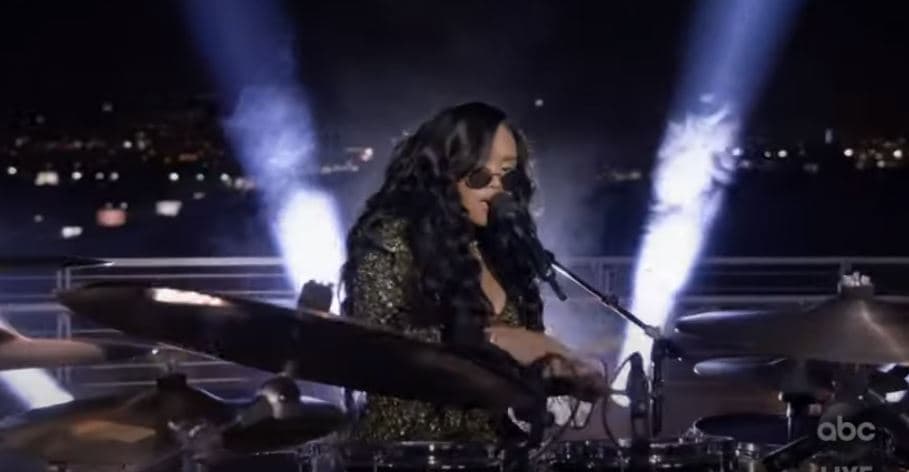 H.E.R. fiton çmimin për këngën më të mirë në Oscars me “Fight for You” (VIDEO)