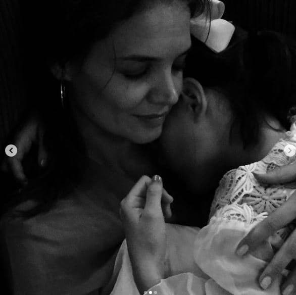 Vajza e Katie dhe Tom sot është 15 vjeçe (FOTO)