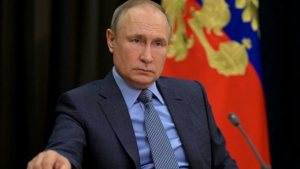 Putin: Vaksinat Sputnik janë të besueshme sikur Kallashnikovi