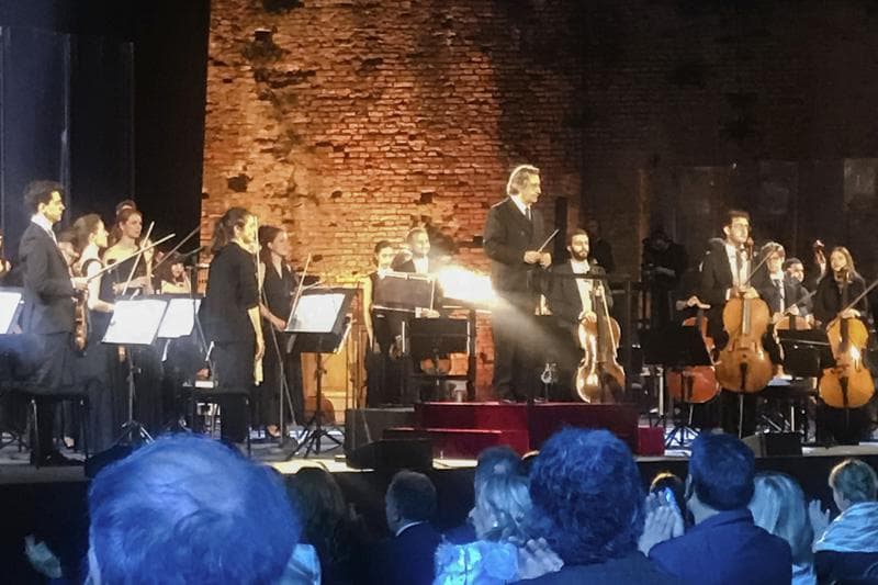 "Viti pandemik heshti kulturën, duke e lënë botën të shtangur"