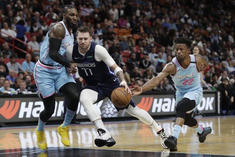 Luka Donçiq dhe Dallas sfidojnë Miamin e Butler dhe Adebayo, ndeshja transmetohet në Artmotion