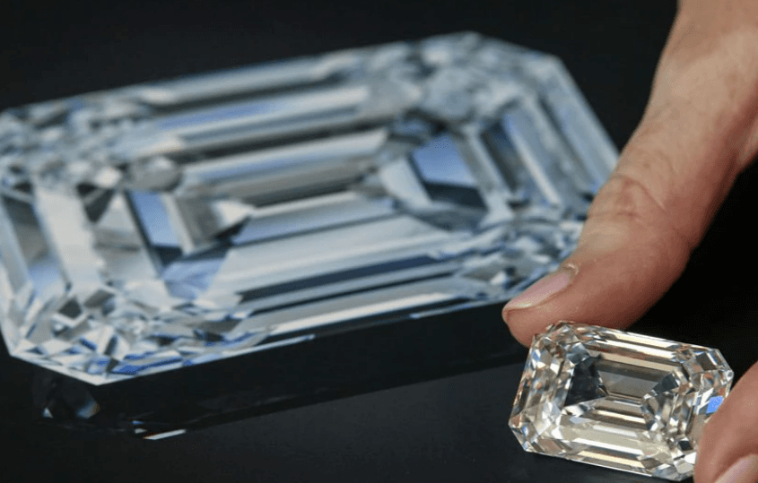 Diamanti prej 101 karatësh do vendoset në ankandin e bizhuterive në Gjenevë