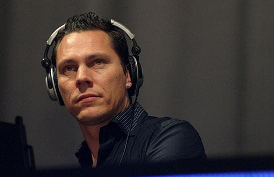 DJ Tiesto shpjegon origjinën e emrit të tij dhe si e filloi muzikën