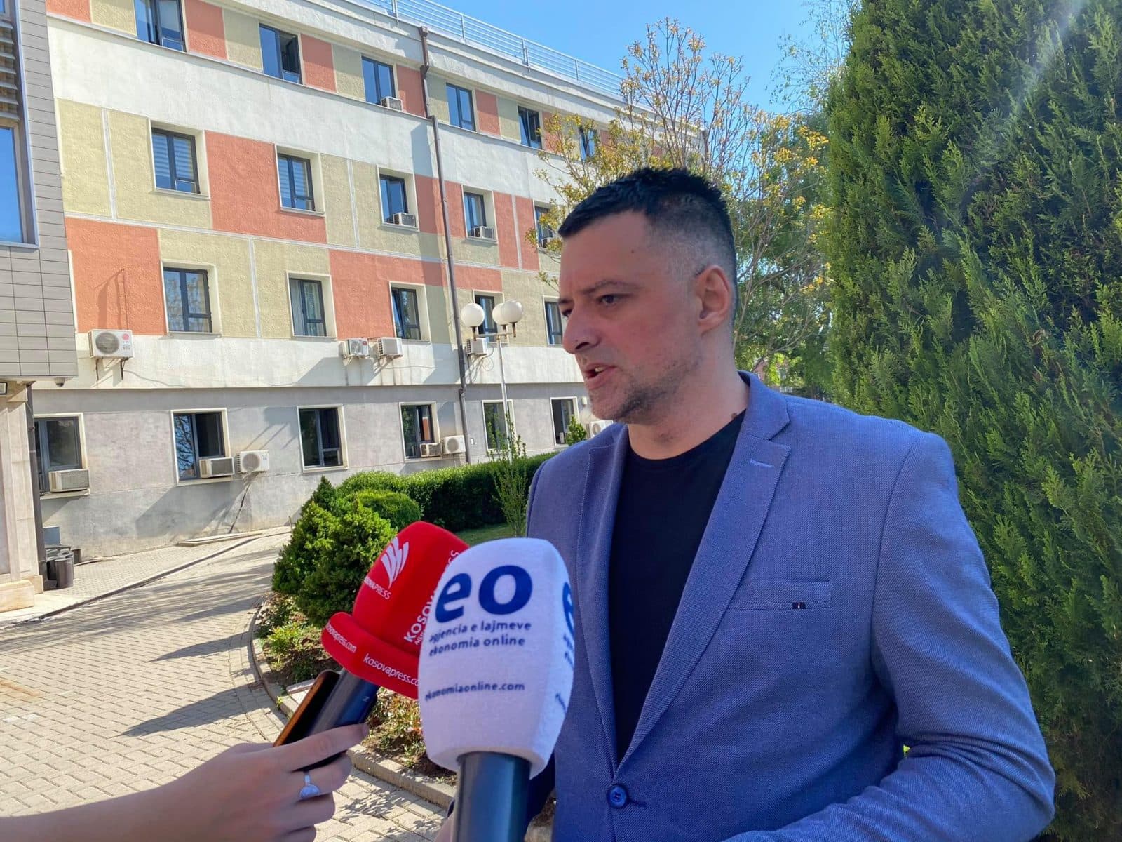 Infermieri Duraku iu drejtohet institucioneve, këto janë kërkesat