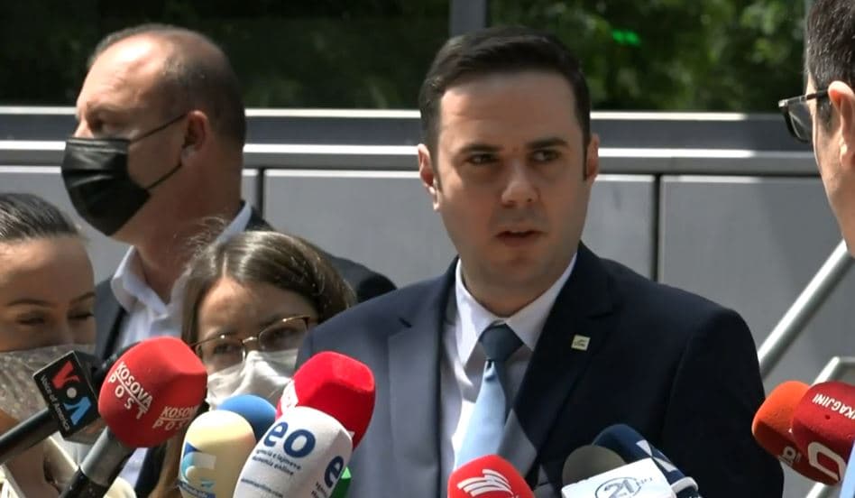 Abdixhiku ka një ofertë për Kurtin rreth dialogut: Marrëveshja Kosovë-Serbi ta ketë njohjen reciproke